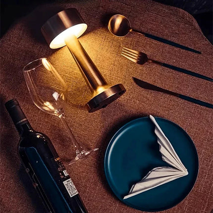 Lampara de Mesa LED Recargable con Diseño Retro